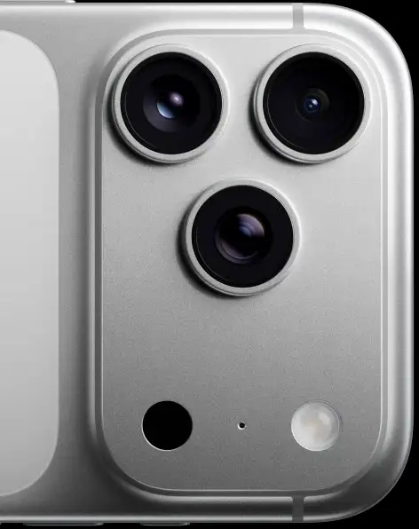 Вигляд задньої панелі смартфона Apple iPhone 17 Pro Max у кольорі Silver. Детальний вигляд революційного блоку з трьома об'єктивами камер, сканером LiDAR та спалахом