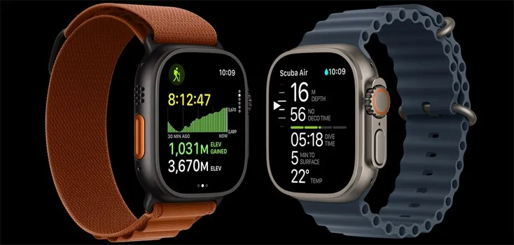 Два смарт-годинники Apple Watch Ultra на чорному тлі. Зліва: модель у чорному титановому корпусі з помаранчевим ремінцем Alpine Loop, на екрані якої відображається графік набору висоти (1031M). Справа: модель у класичному титановому корпусі з синім ремінцем Ocean Band, що демонструє інтерфейс дайвінг-комп'ютера з показниками глибини та температури води