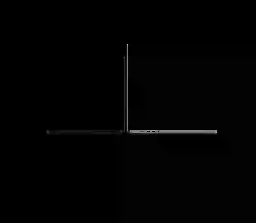 Бічні грані двох ноутбуків MacBook Pro 14 M5 з демонстрацією всіх доступних роз'ємів та портів