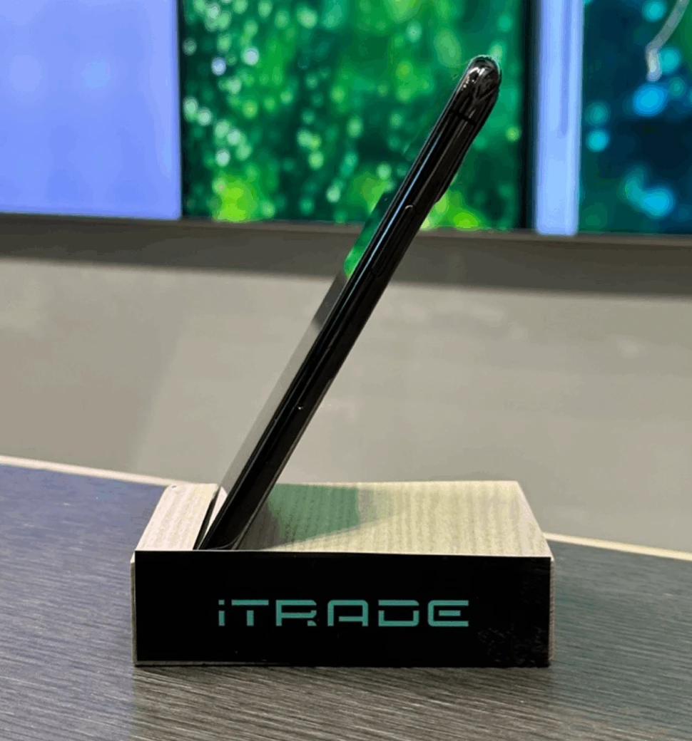 iPhone 11 Pro 256 Space Gray БУ фото збоку