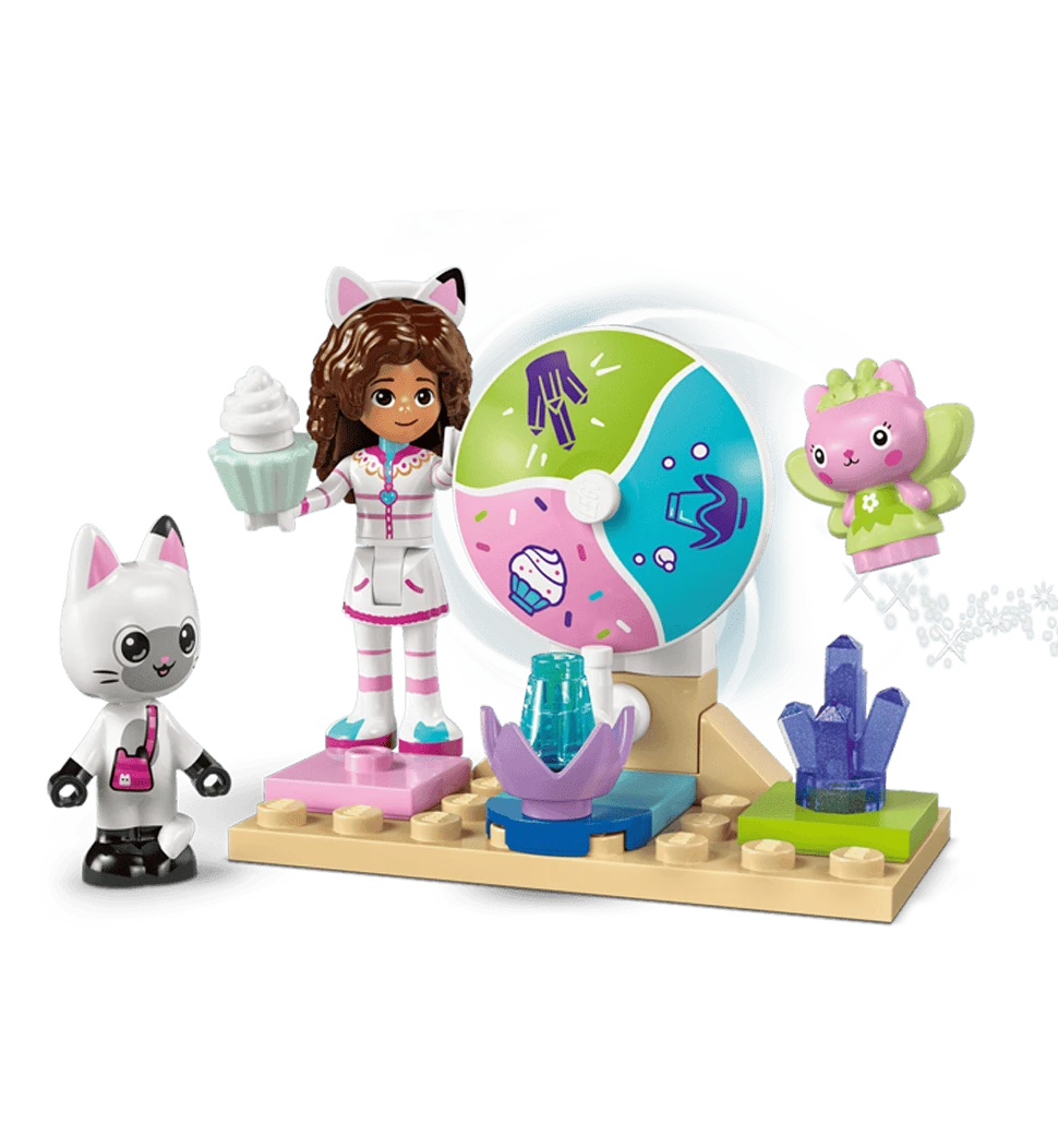 Конструктор LEGO Gabby's Dollhouse Гора солодощів і сад Кітті боковий вид