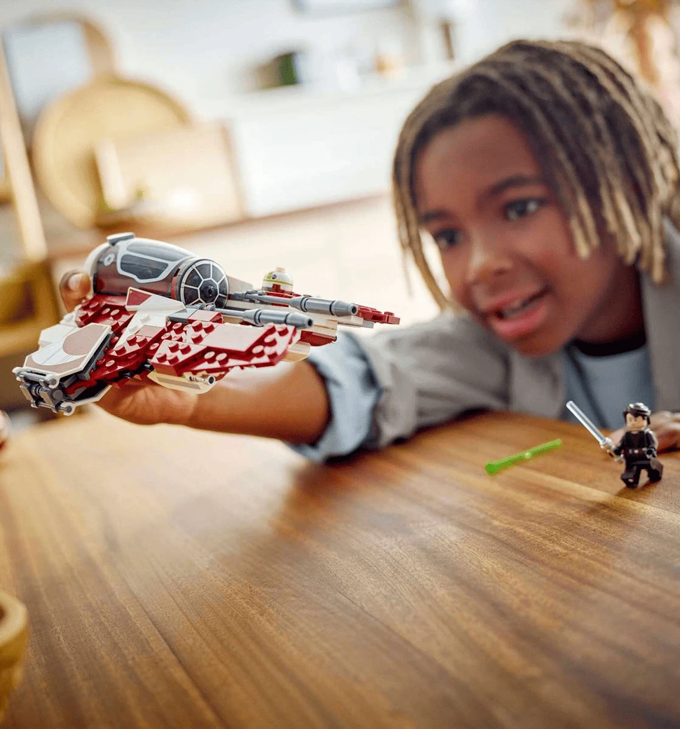 Конструктор LEGO Star Wars Джедайський перехоплювач Асоки демонстрація