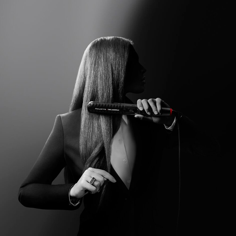 Випрямляч для волосся Rowenta SF466LF0 демонстрація використання